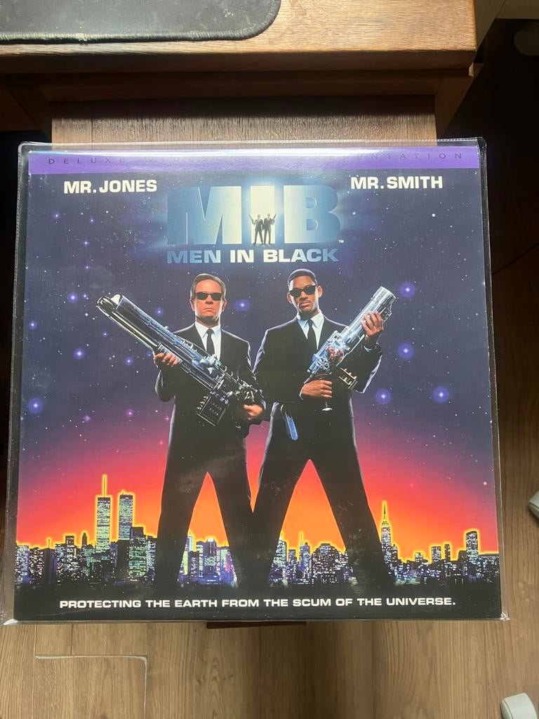 Laserdisc Men in Black - Dubbel Disc Editie, Vanaf 12 jaar, Ophalen of Verzenden, Gebruikt