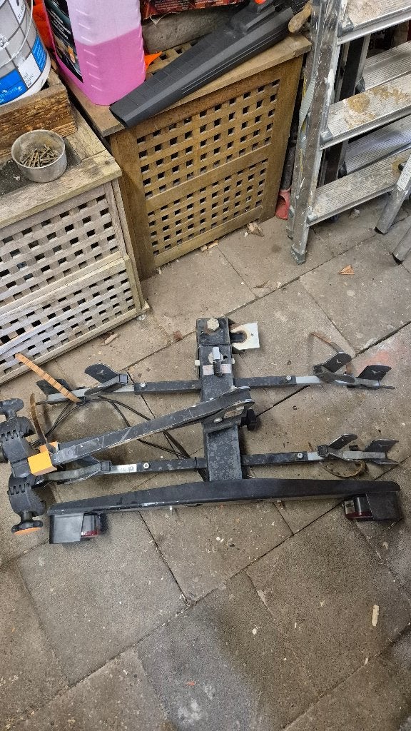Fietsendrager, Ophalen, Gebruikt, 2 fietsen, Trekhaakdrager