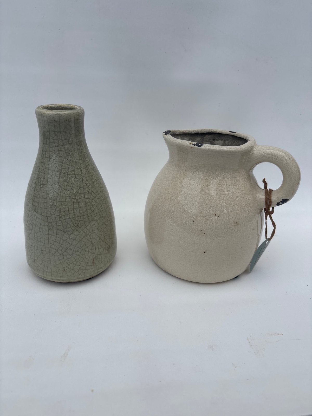 Set van 2 decoratieve vaasjes - Grijs en Crème, Antiek en Kunst, Ophalen of Verzenden