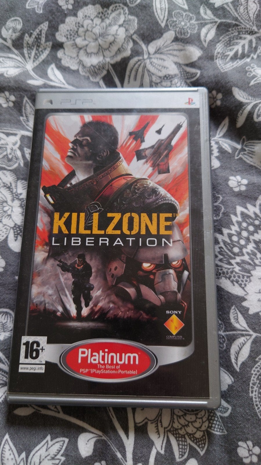 Killzone Liberation PSP Platinum - Zo goed als nieuw, Spelcomputers en Games, Met games, Overige kleuren, Ophalen of Verzenden
