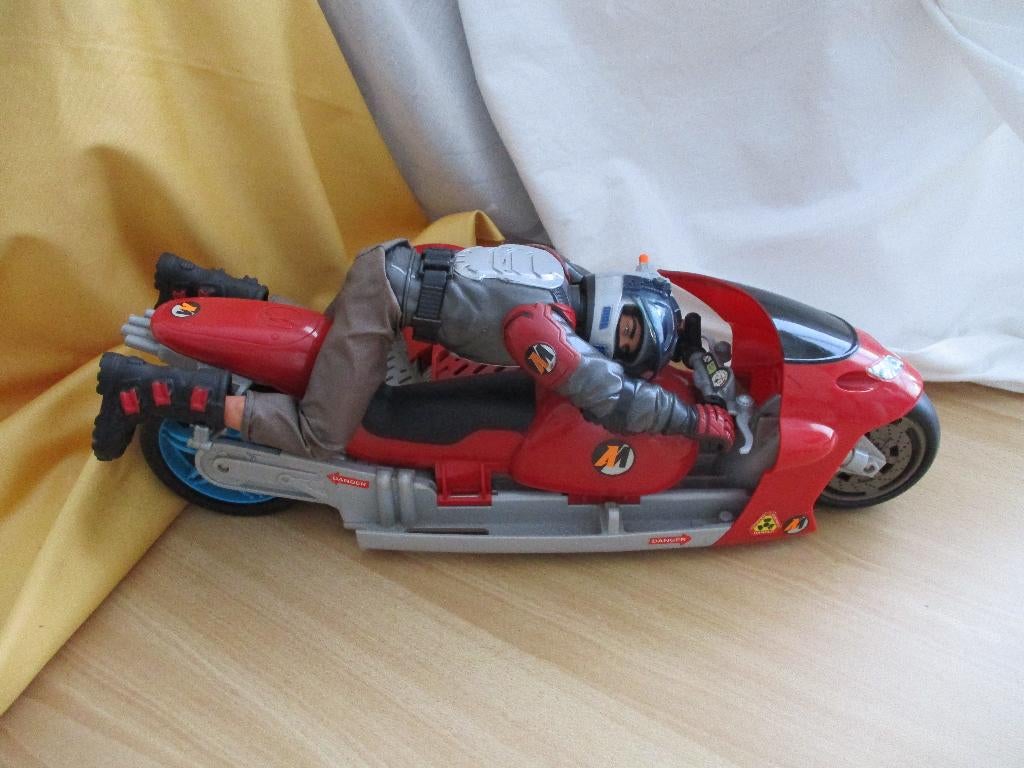 MARVEL Hasbro C078A Action Man op motor, Kinderen en Baby's, Speelgoed | Actiefiguren, Ophalen of Verzenden, Zo goed als nieuw