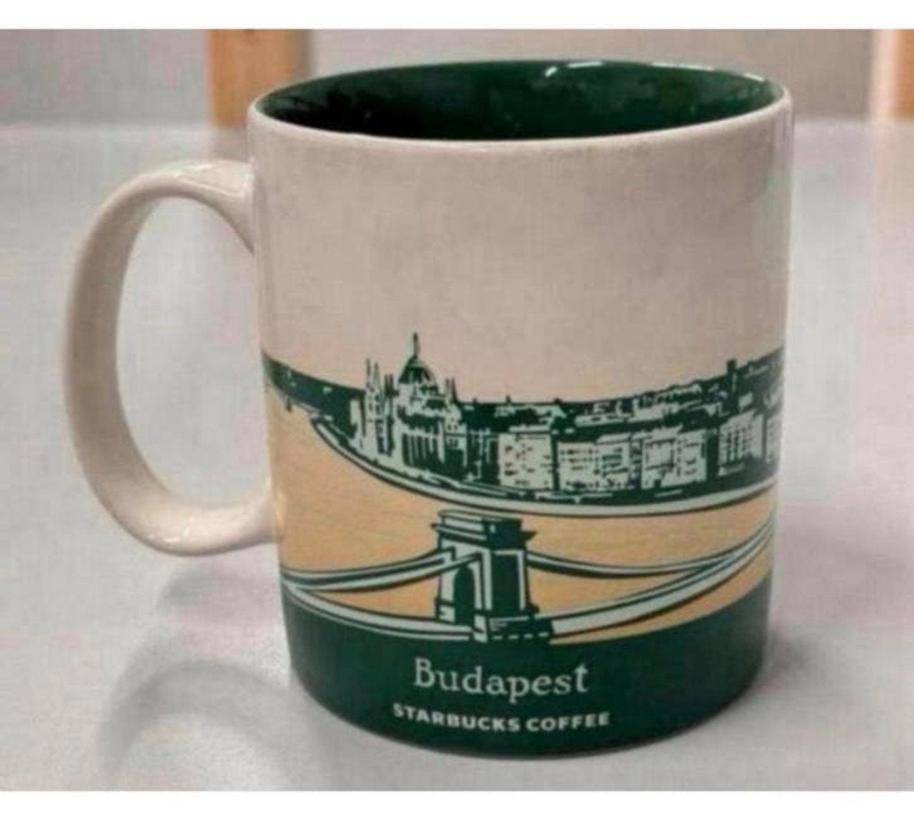 Starbucks Budapest Boedapest 2013 collector koffie mok-kom, Gebruiksvoorwerp, Ophalen of Verzenden, Zo goed als nieuw, H