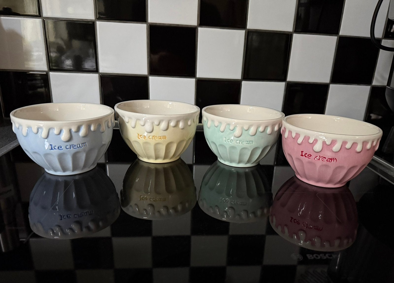 4 pastel ijsbakjes Riverdale Collection ijsschaaltje ijskom, Overige merken, Keramiek, Ophalen of Verzenden, Zo goed als nieuw