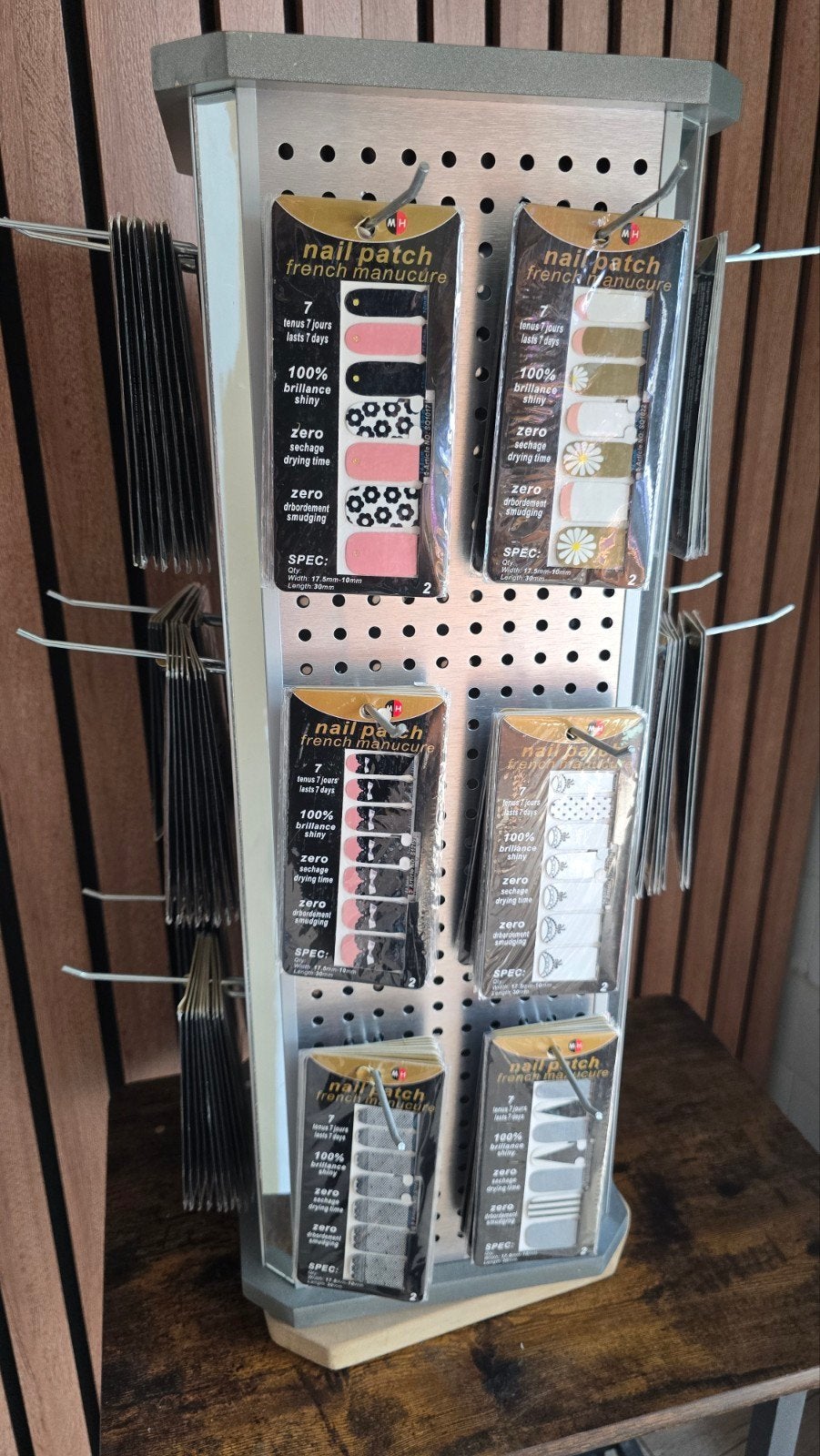 100 sets nagelstickers met roterende displaystandaard, Overige kleuren, Nieuw, Ophalen of Verzenden, Handen en Nagels