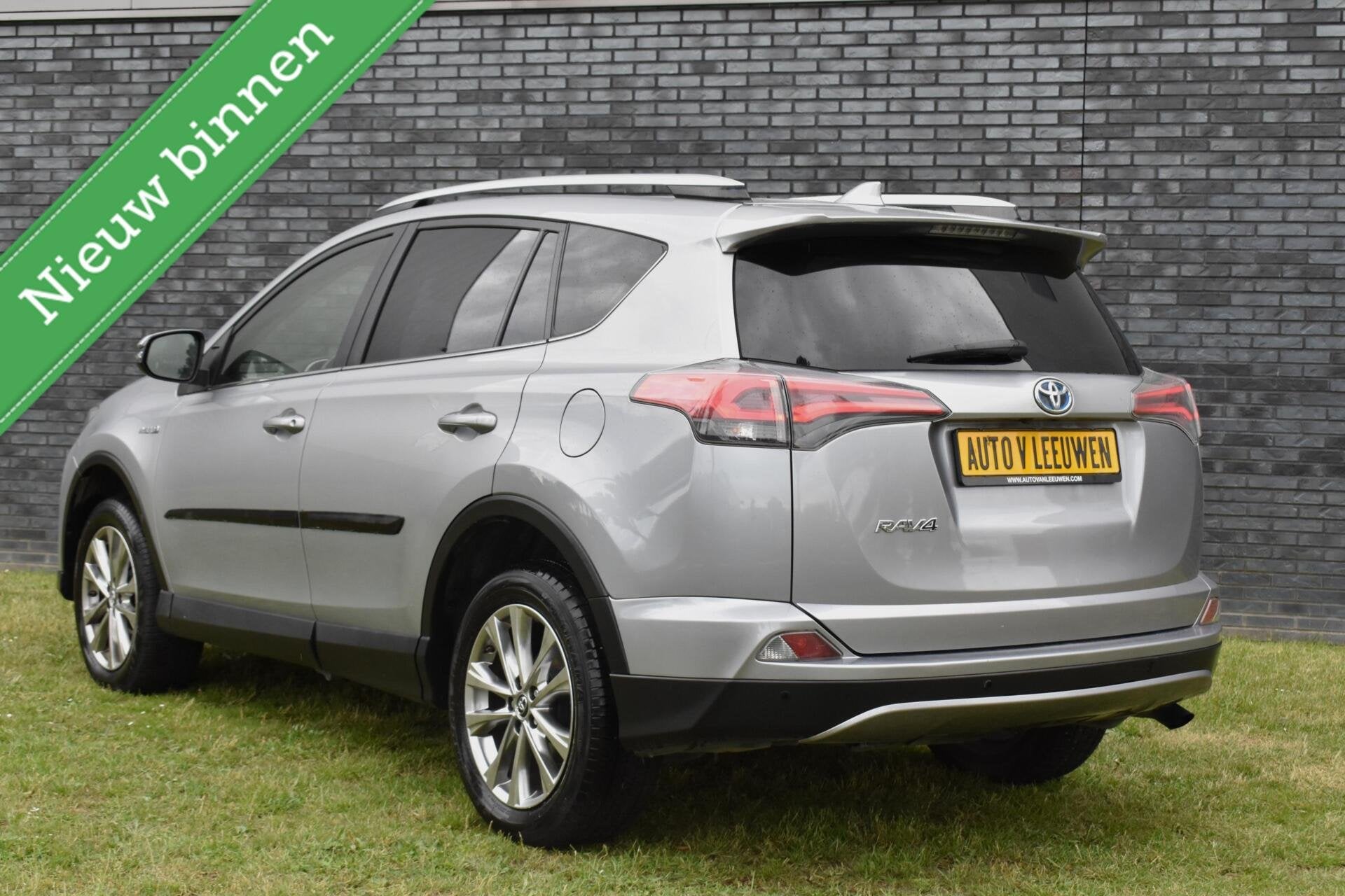 Toyota RAV4 2.5 Hybrid AWD Executive 1650KG TREKGEWICHT! LED, Auto's, Automaat, Gebruikt, Euro 6, Met garantie (alle)