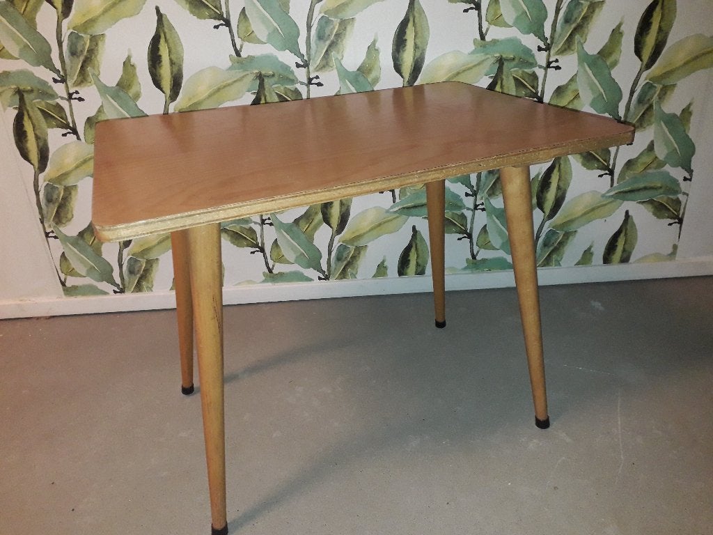 Tafel Design Vintage model bijzettafel Salontafel, Huis en Inrichting, Tafels | Eettafels, Ophalen, Overige materialen, 50 tot 100 cm