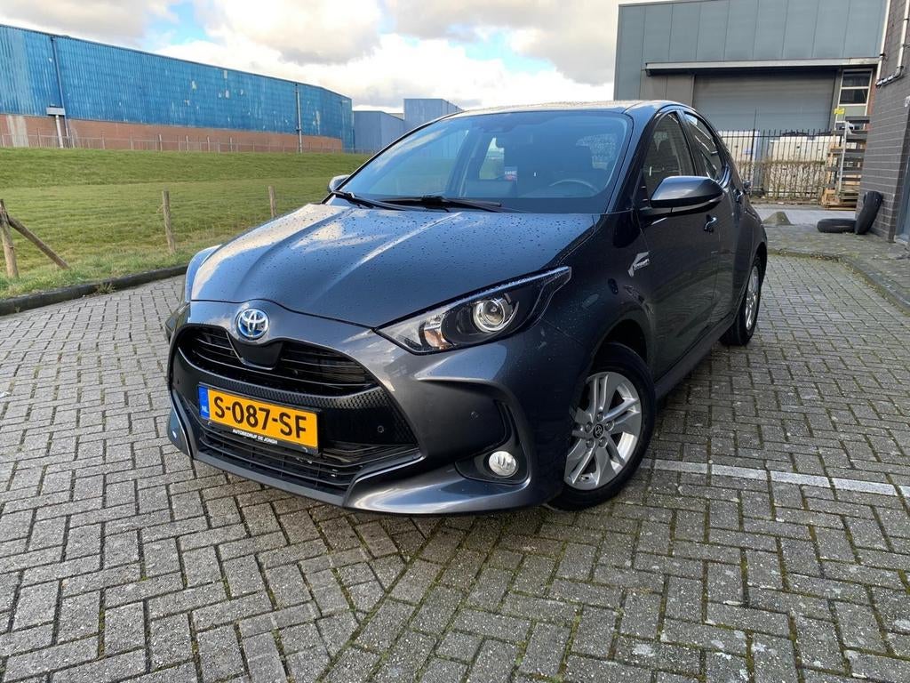 Toyota Yaris 1.5 Hybrid 116pk CVT 2021 Grijs, 450 kg, 450 kg, 49 €/maand, 1490 cc
