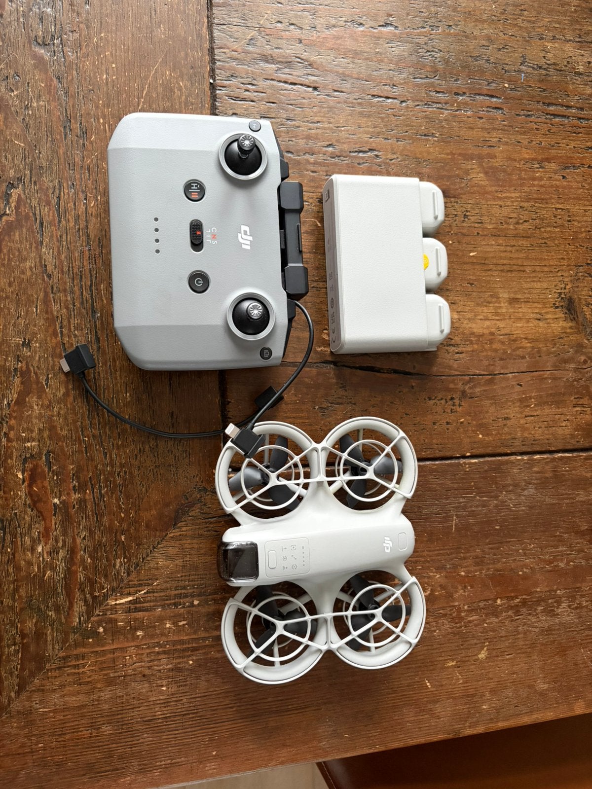 Dji neo, Audio, Tv en Foto, Drones, Ophalen, Zo goed als nieuw