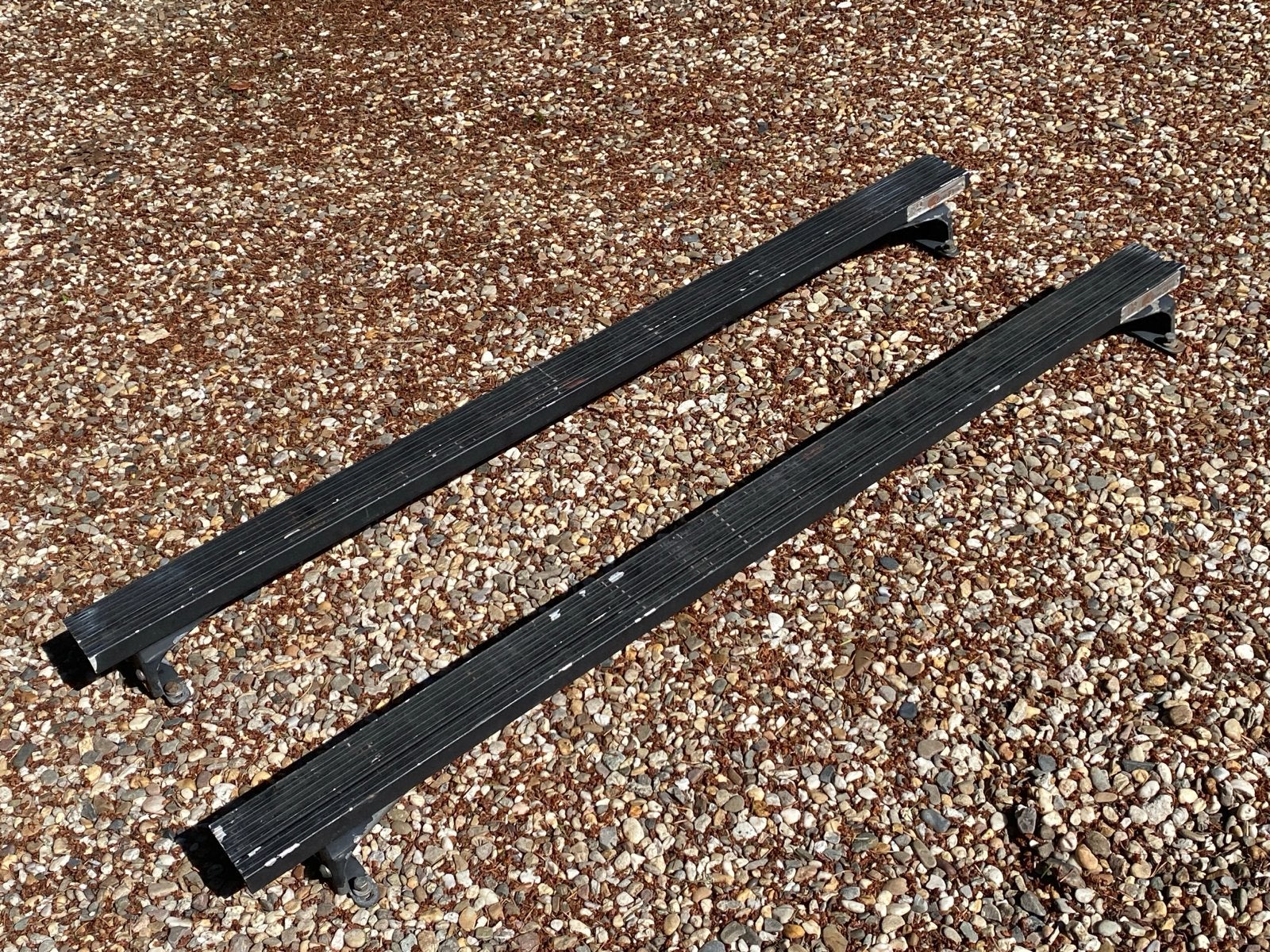 Eezi-Awn K9 dakdragers, 1325 mm, Ophalen of Verzenden, Gebruikt