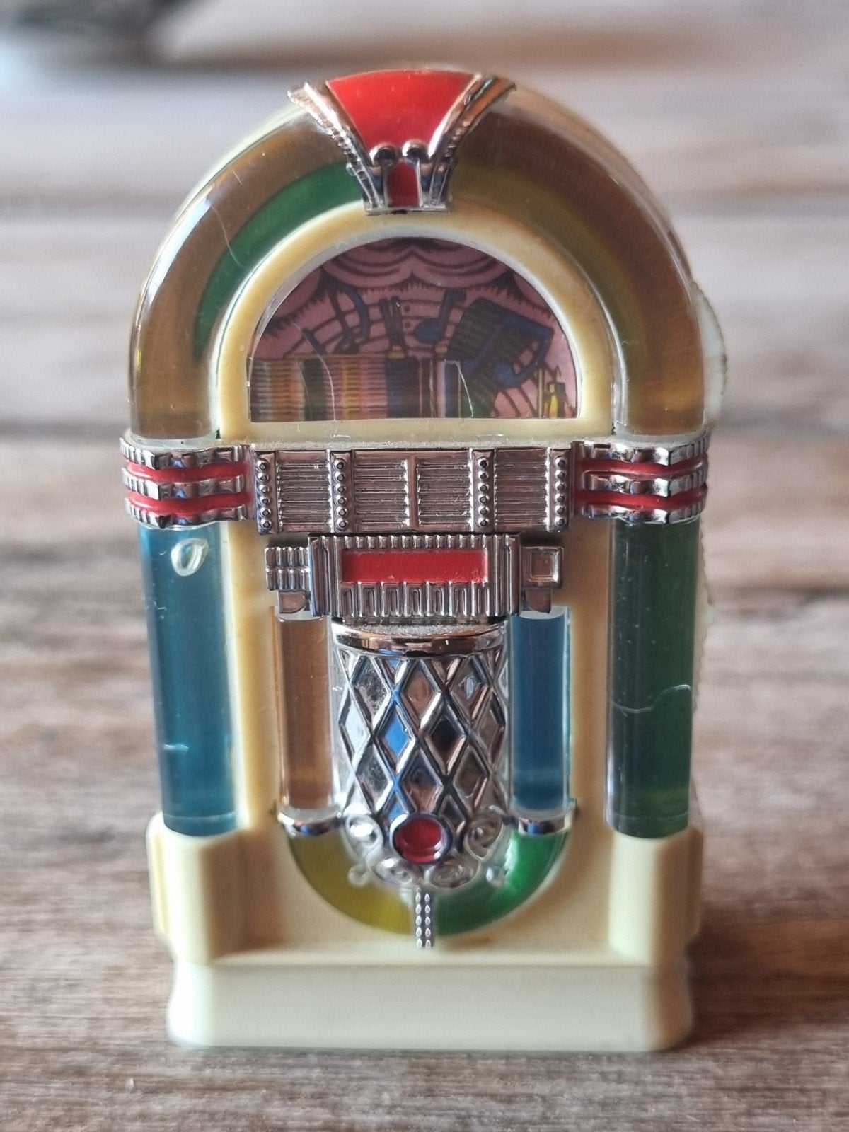 Vintage Jukebox Mini FM Radio - Model 543 Made in China, Ophalen of Verzenden, Gebruikt, 1970 tot heden, Overige merken