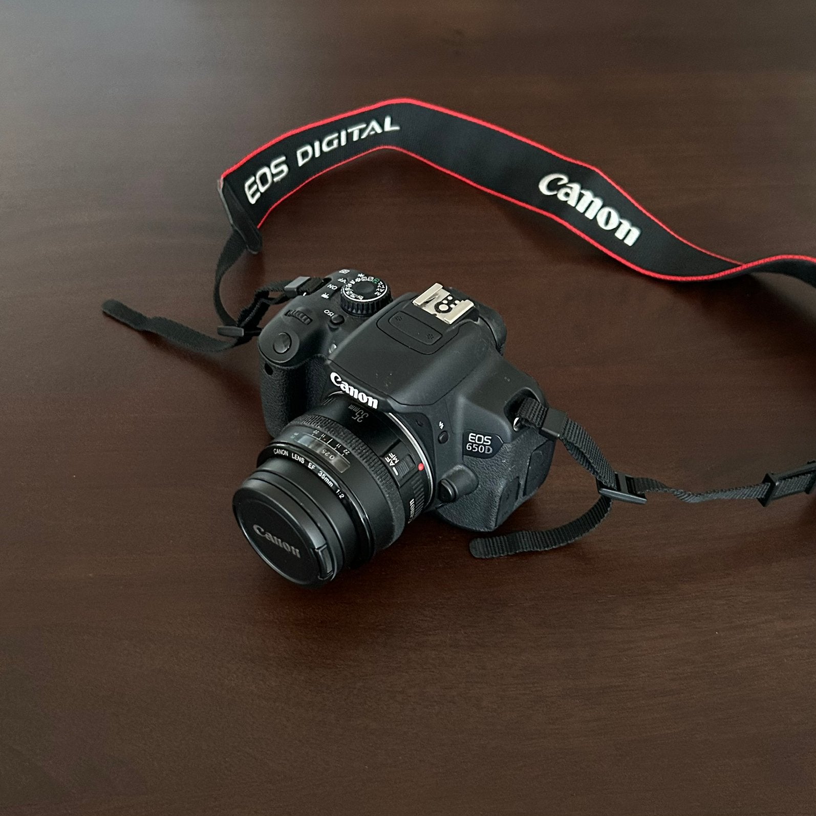 Canon EOS 650D + Canon EF 35mm f/2 lens – Complete set, Spiegelreflex, Canon, Ophalen of Verzenden, Zo goed als nieuw