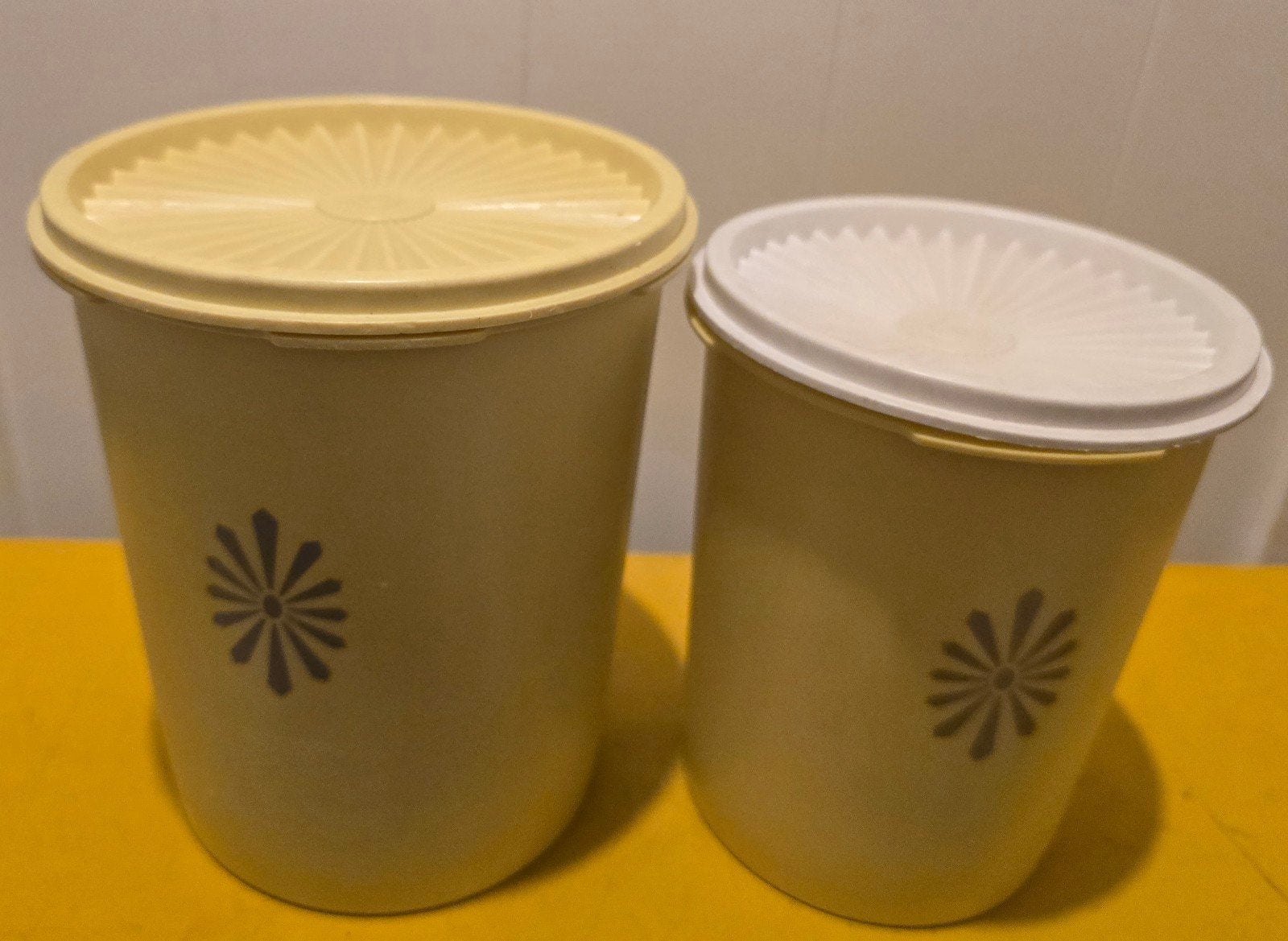 Vintage gele voorraad bussen, Huis en Inrichting, Ophalen of Verzenden