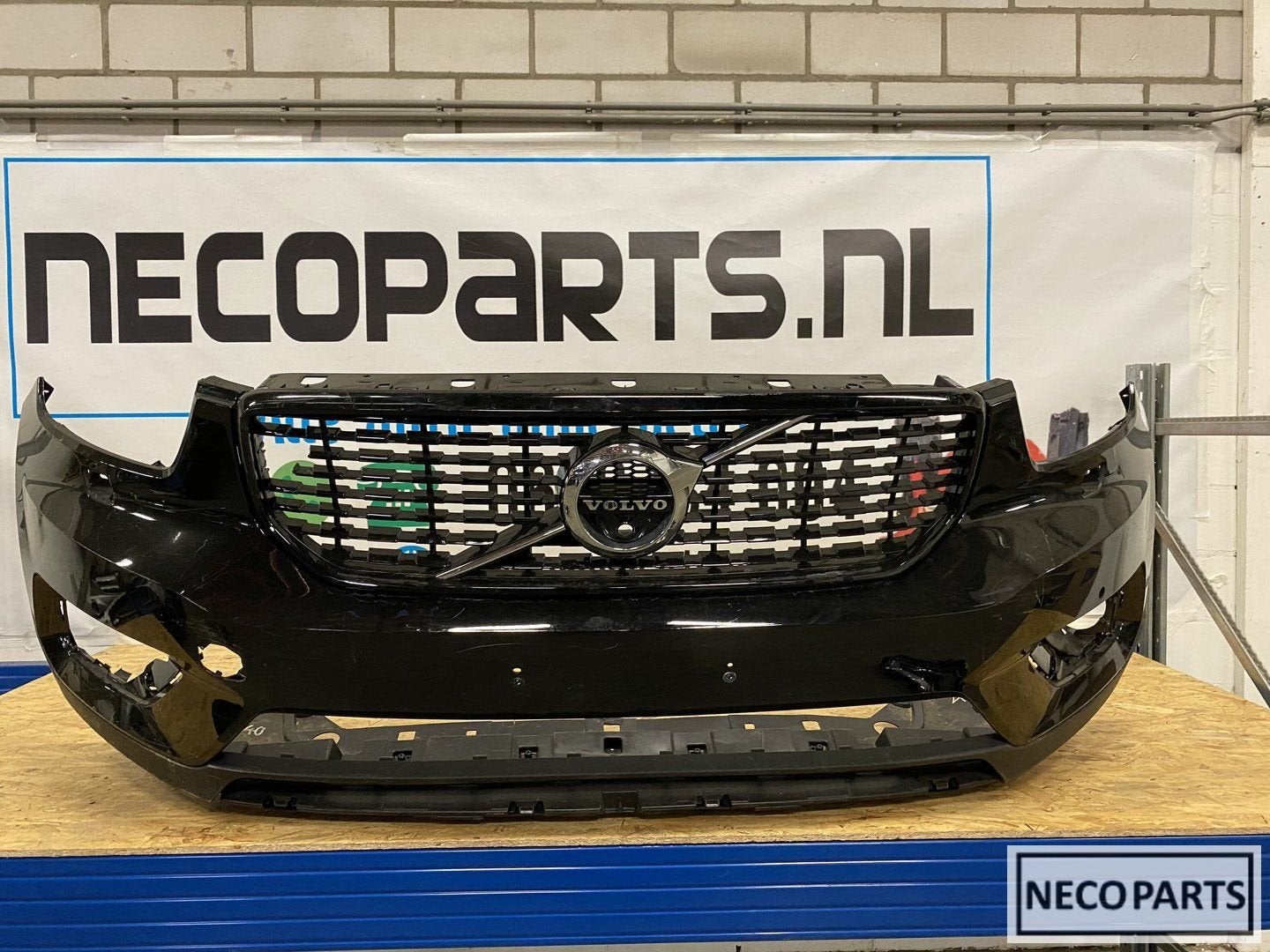 VOLVO XC40 XC 40 BUMPER VOORBUMPER ORIGINEEL, Ophalen, Gebruikt, -, Voor