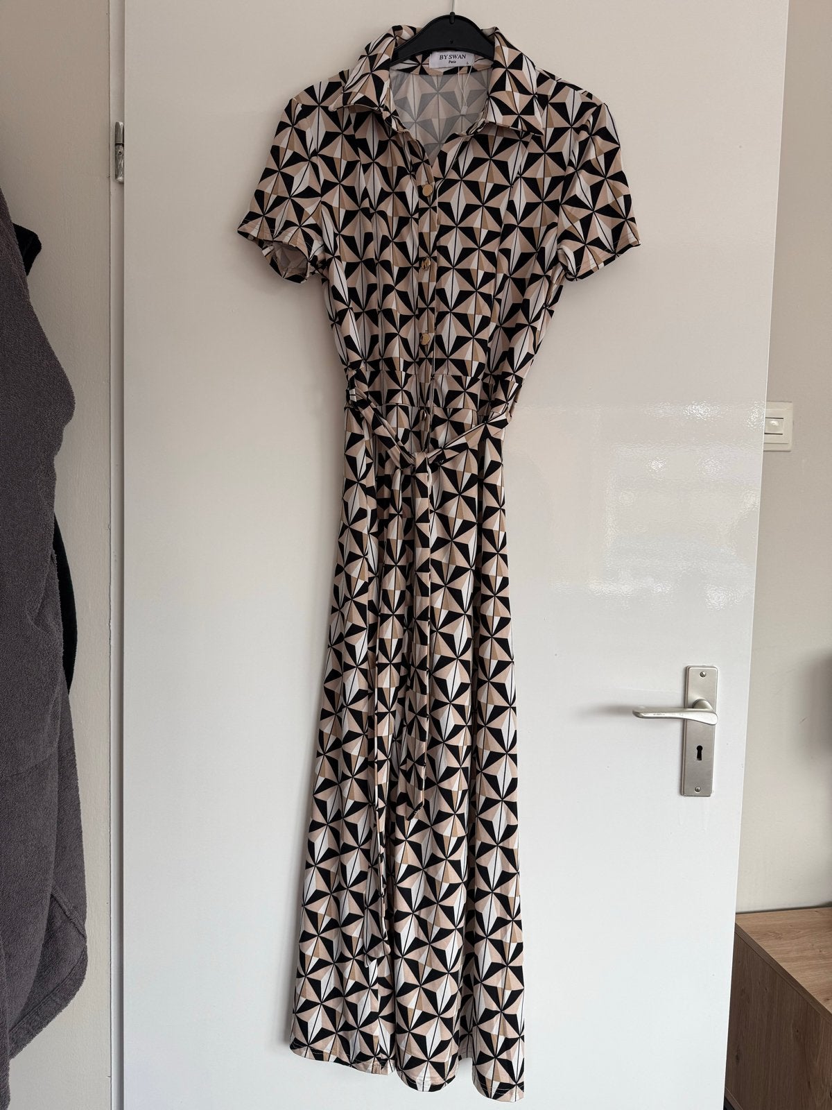 By Swan jurk met geometrische print maat l, Zwart, Maat 42/44 (L), Ophalen of Verzenden, Zo goed als nieuw