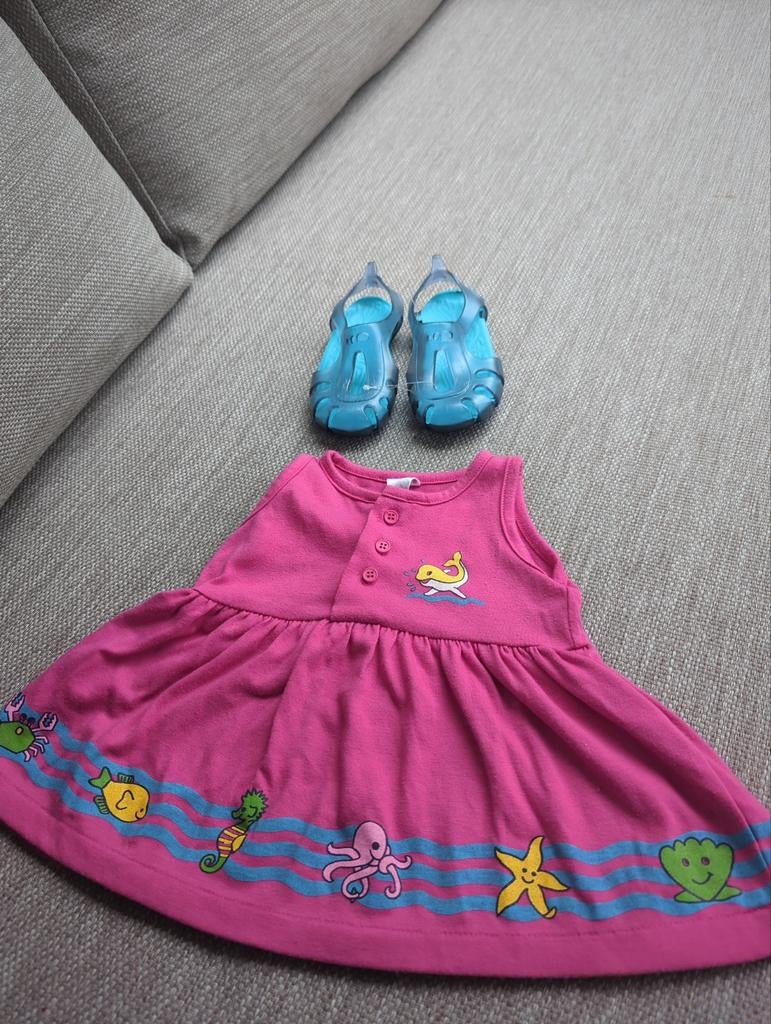 Vintage baby jurkje maat 74 met waterschoenen 15 cm, Kinderen en Baby's, Babykleding | Maat 74, Gebruikt, Meisje, Jurkje of Rokje
