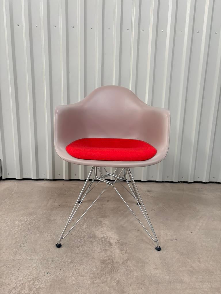 Vitra Eames DAR 4 stuks), Ophalen, Stof, Overige kleuren, Vier