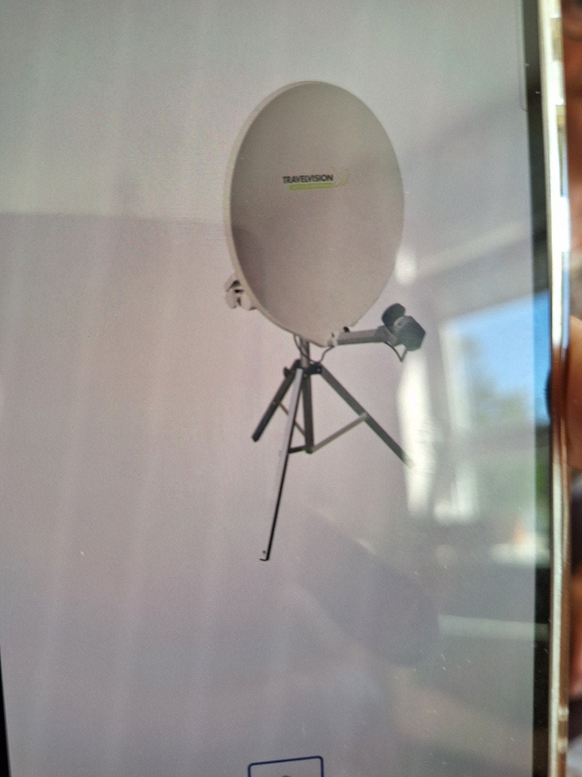 Travelvision schotelantenne met statief en kabel en receiver, Ophalen, Gebruikt, (Schotel)antenne, Overige merken