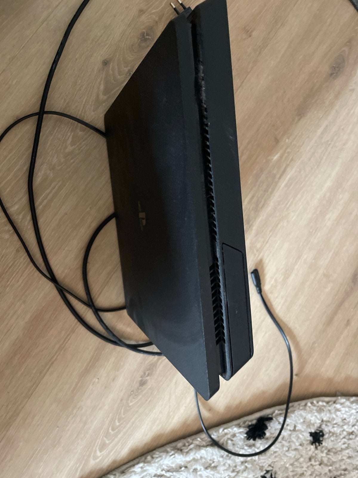 Foto 7 van PS4 Original met 500GB opslag en diverse games