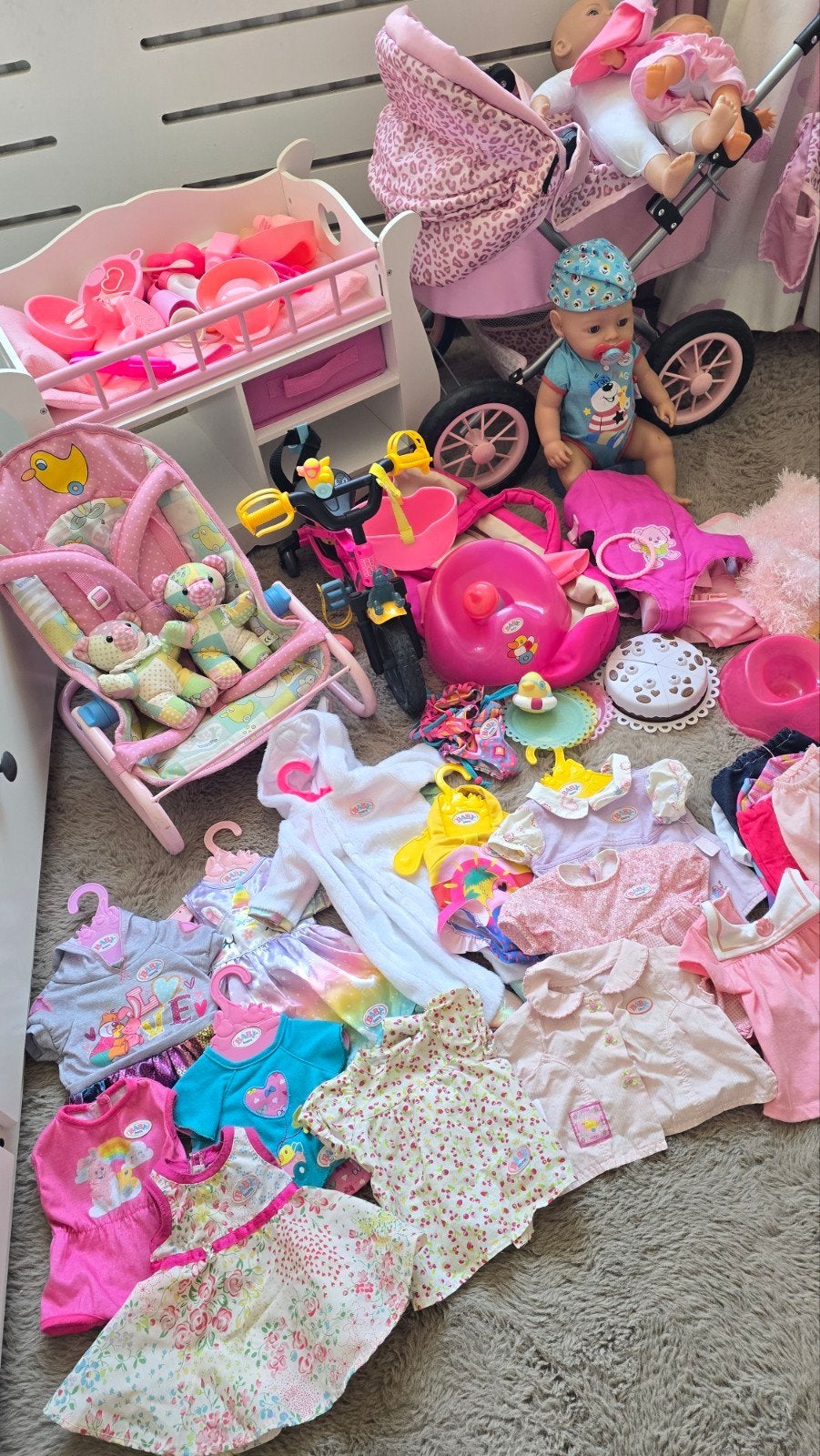 Grote partij Baby Born poppen, kleding en accessoires, Ophalen, Gebruikt, Babypop