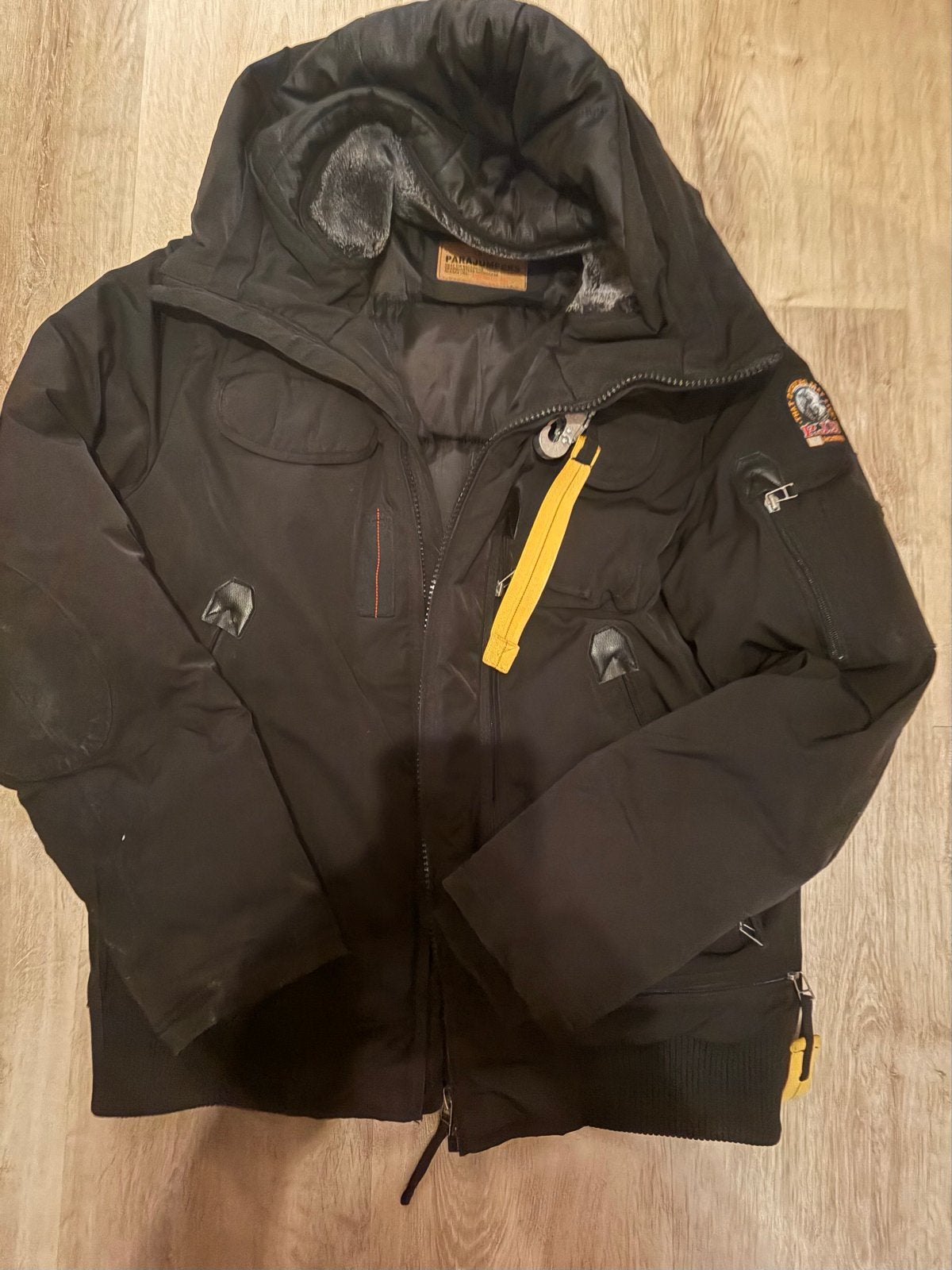Parajumpers jas - Zwart, Maat L - Winter Super Dik en Warm, Kleding | Heren, Jassen | Winter, Ophalen of Verzenden, Zo goed als nieuw