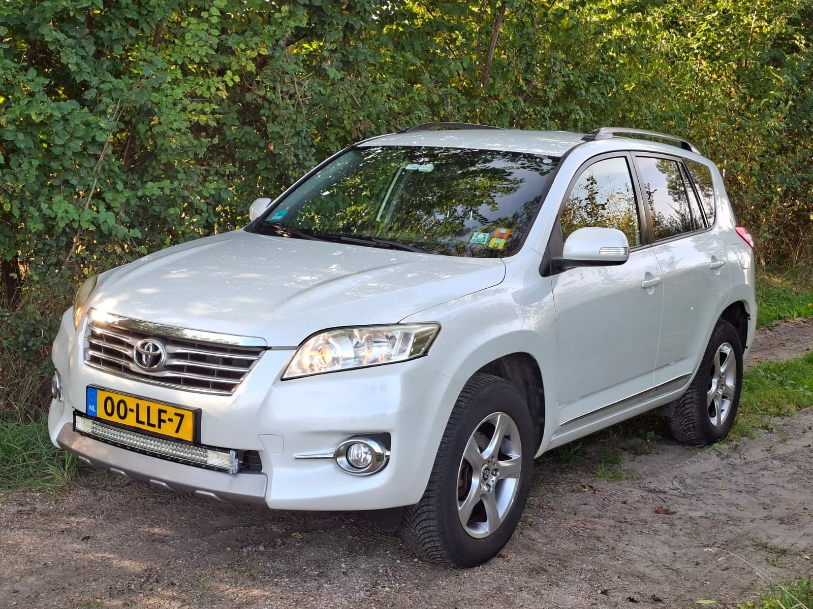 Toyota Rav4 2.0 Vvt-i 4WD CVT 2010 Wit, Auto's, 4 cilinders, 157 pk, Wit, Origineel Nederlands