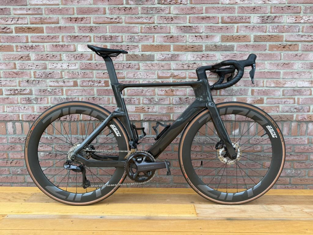 Orbea Orca aero M20i met dubbelzijdige powermeter, Fietsen en Brommers, Carbon, Zo goed als nieuw, Meer dan 20 versnellingen, 53 tot 57 cm