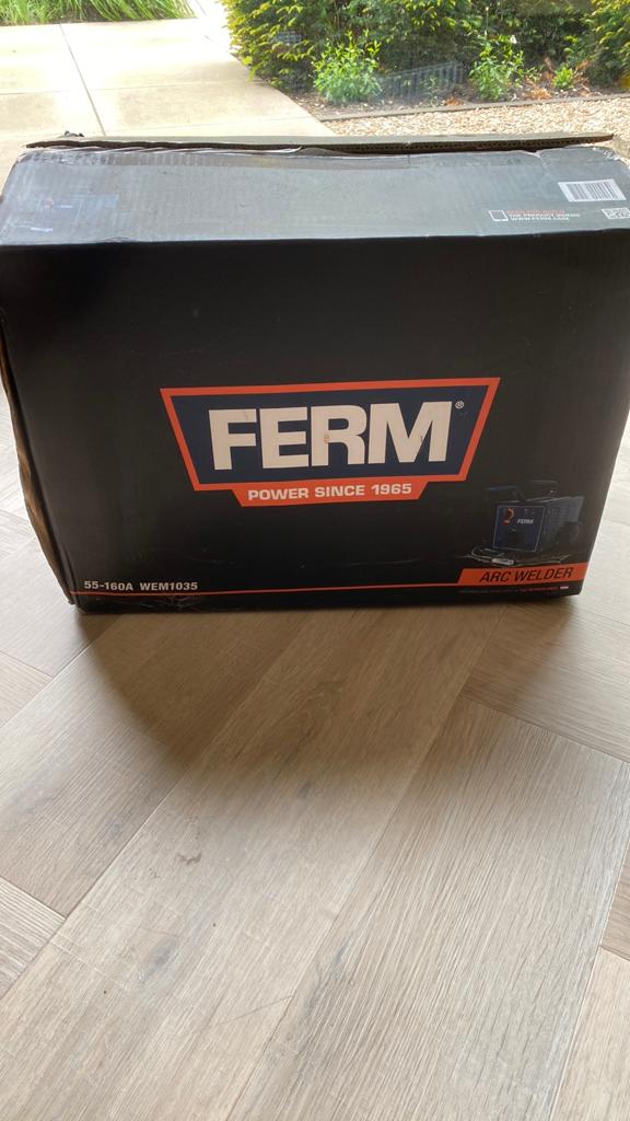 FERM WEM1035 Arc Welder 55-160A - Nieuw in doos, Ophalen of Verzenden, Nieuw, 150 tot 250 ampère, Elektroden