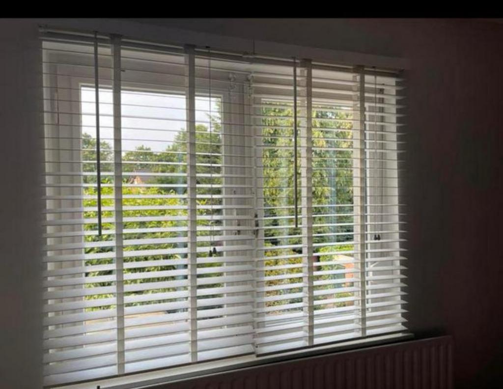 Witte Houten Jaloezieën 80x130, Ophalen of Verzenden, Zo goed als nieuw, Wit