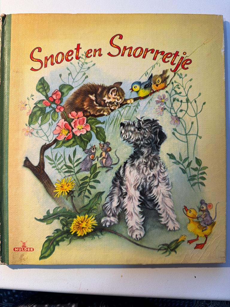Snoet en Snorretje - Vintage kinderboek, Ophalen of Verzenden, Gelezen