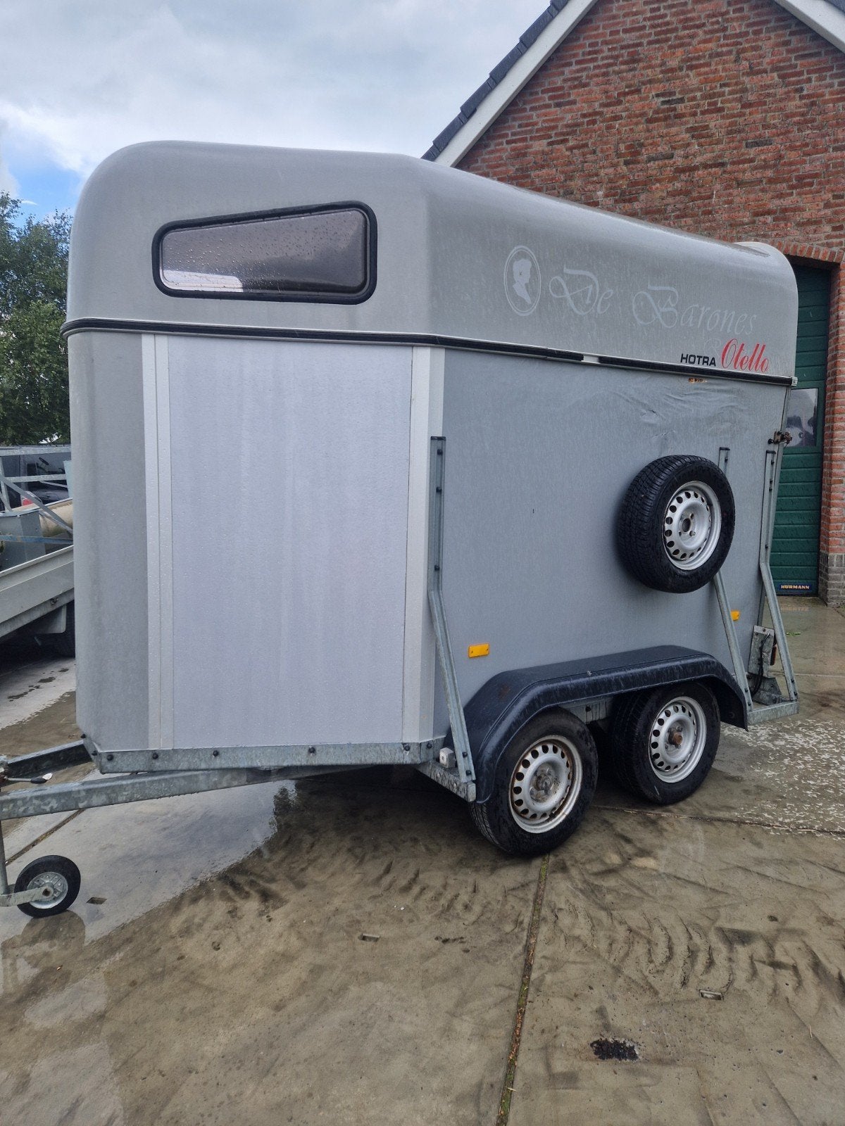 Hotra 1.5 paards paardentrailer - De Barones Otello, Ophalen, Gebruikt