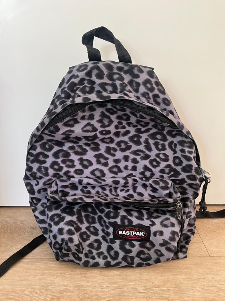 Eastpak Padded Pak'R rugzak - Grey Leopard, Gebruikt, 25 tot 40 cm, Ophalen of Verzenden, Waterdicht