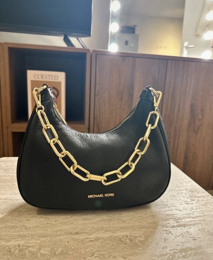 Michael Kors Cora Schoudertas Leer met Gouden Ketting, Ophalen of Verzenden, Gebruikt, Zwart, Schoudertasje