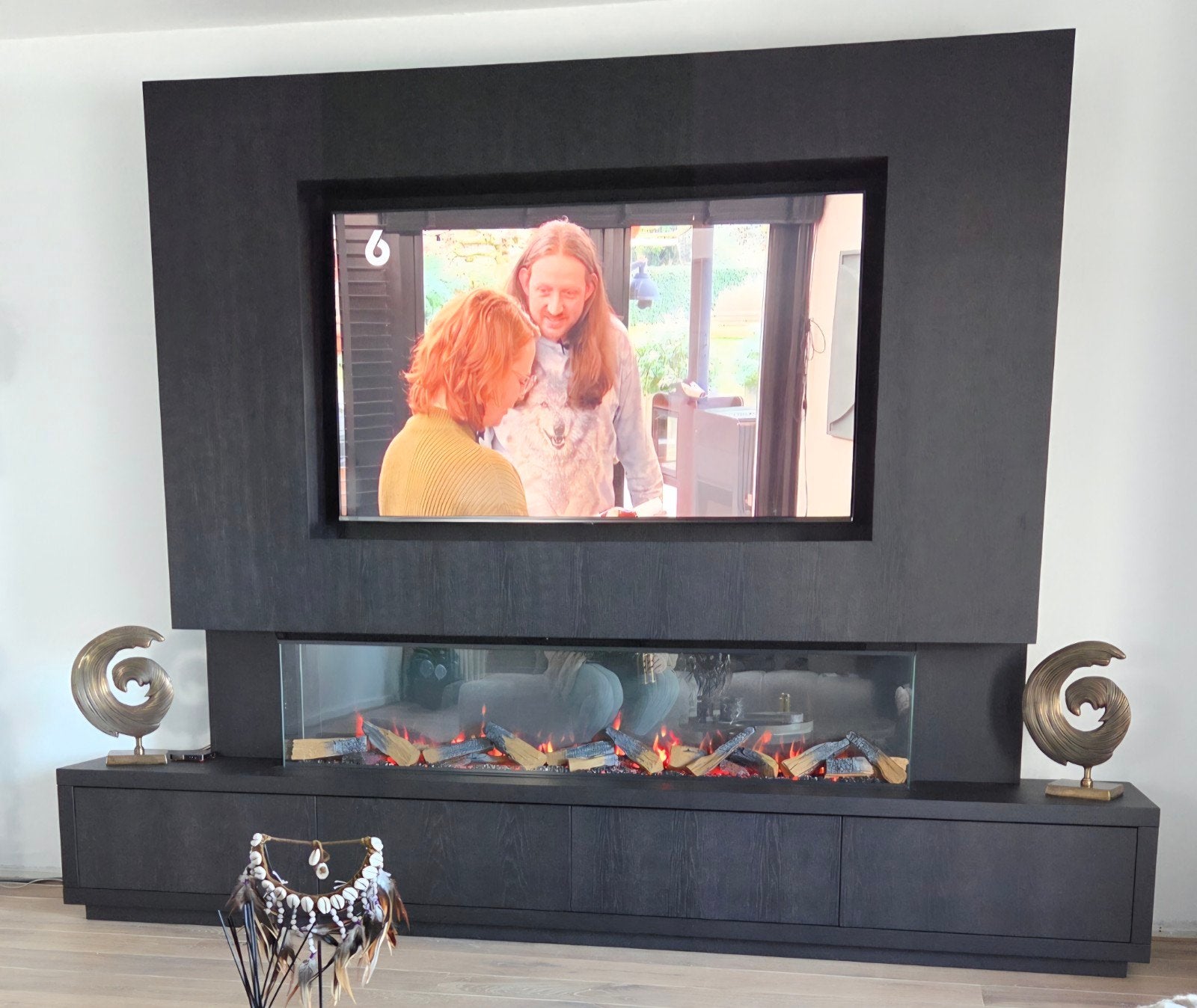 Kast en Cinewall Paris - Houtskool Eiken Fineer, Huis en Inrichting, Ophalen, 250 tot 300 cm, Met klep(pen), Zo goed als nieuw