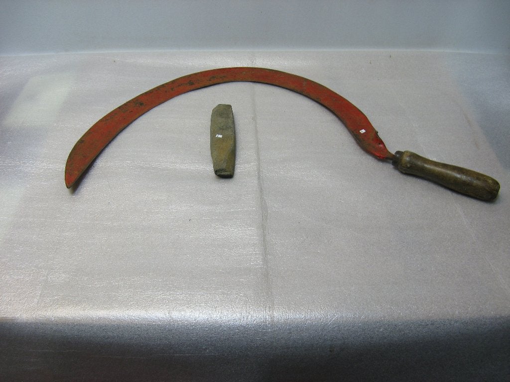 2) Oude grote SIKKEL, Ophalen of Verzenden