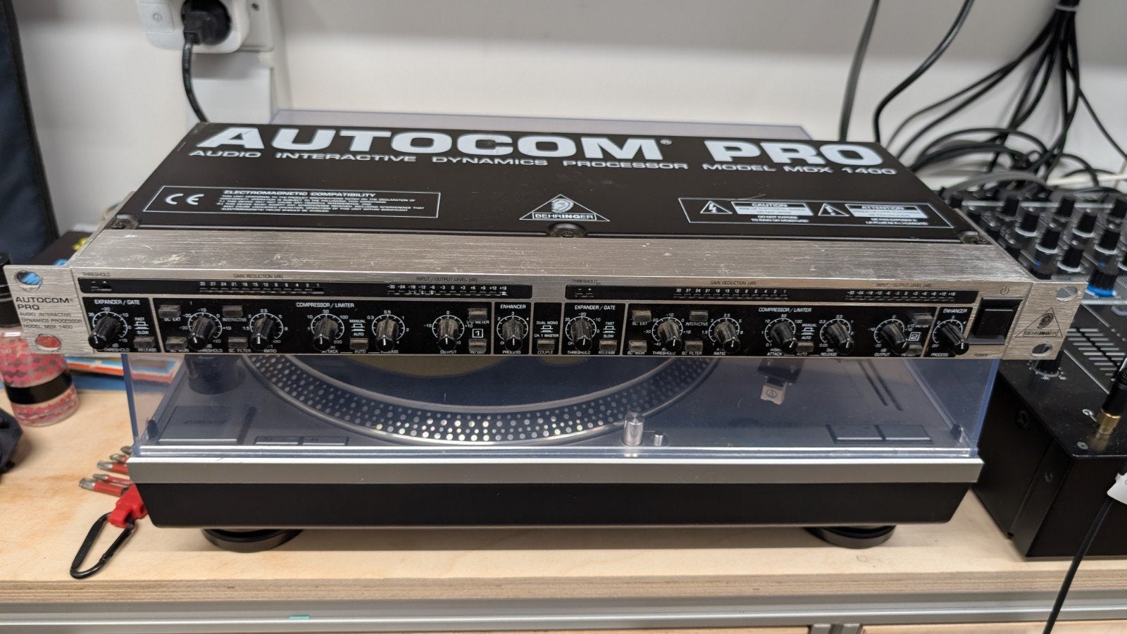 Behringer MDX1400 Autocom –  Audio Processor / Compressor, Ophalen of Verzenden, Gebruikt, Compressor