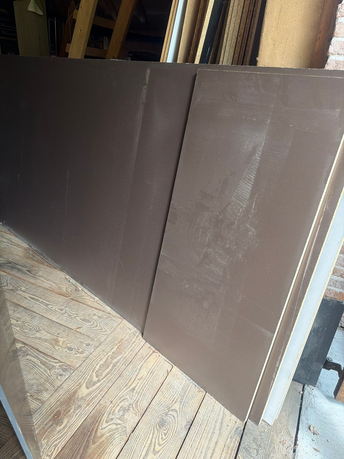 Melamine spaanplaat koperkleurig 280x137cm 18mm, Doe-het-zelf en Verbouw, Platen en Panelen, Ophalen, Zo goed als nieuw