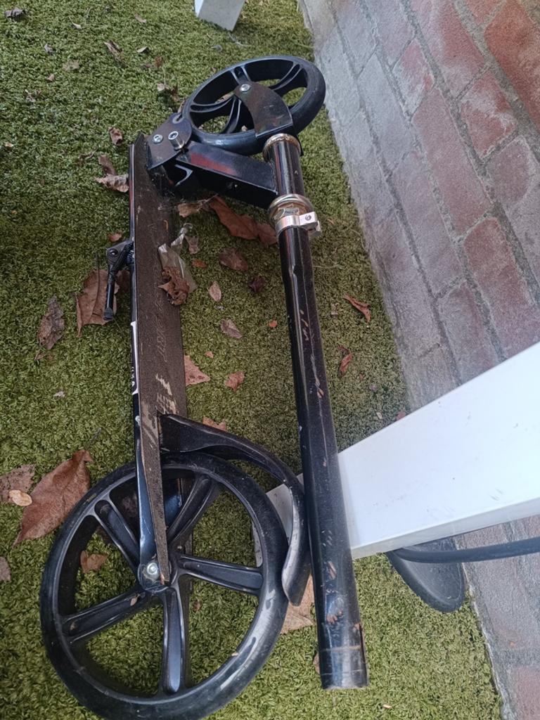 Step voor onderdelen 19cm wielen met goede lagers, Gebruikt, Ophalen of Verzenden