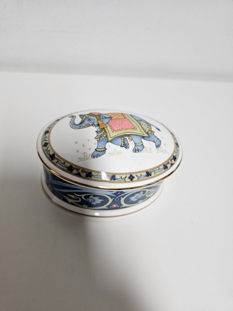 Wedgwood Blue elephant Sieradendoosje voor €30,-, Ophalen of Verzenden