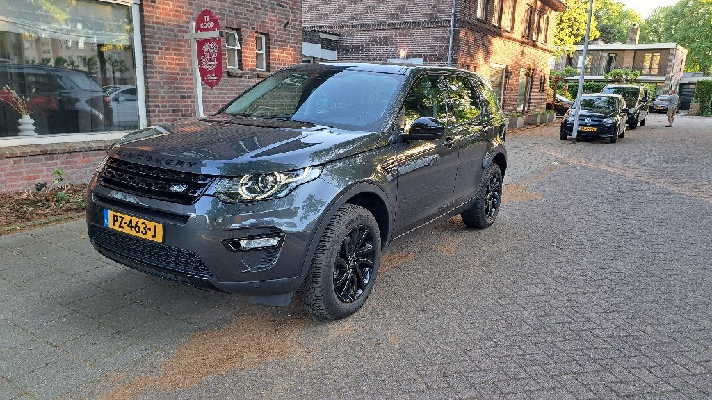 Land Rover Discovery Sport 2.0 TD4 4WD Aut9 2017 Grijs, Automaat, Parkeerassistent, 4 cilinders, Discovery Sport
