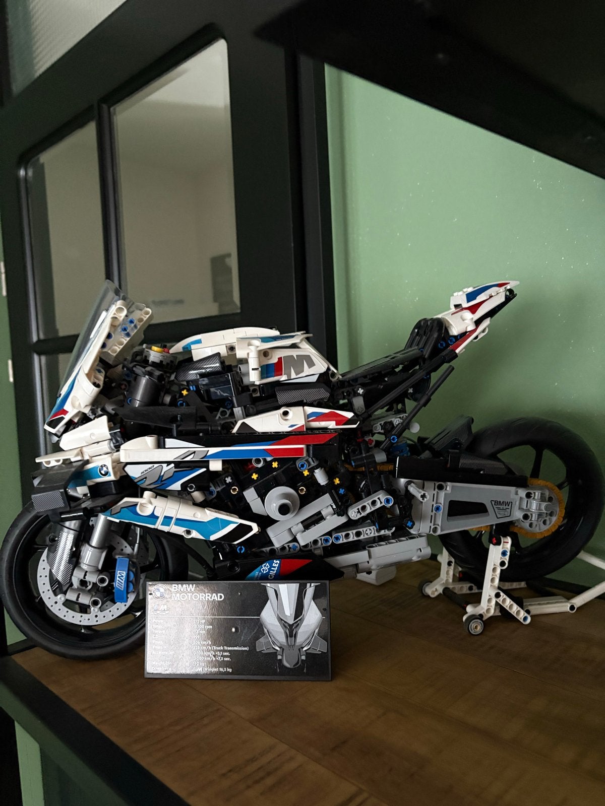 Lego Technic 42130 BMW M 1000 RR met boekje, Ophalen of Verzenden, Zo goed als nieuw