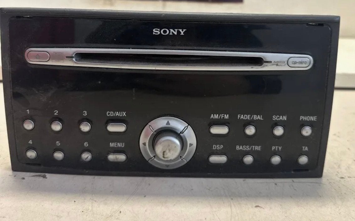 Gezocht: Sony 4M5T-18C815-BC, Auto diversen, Autoradio's, Ophalen, Zo goed als nieuw