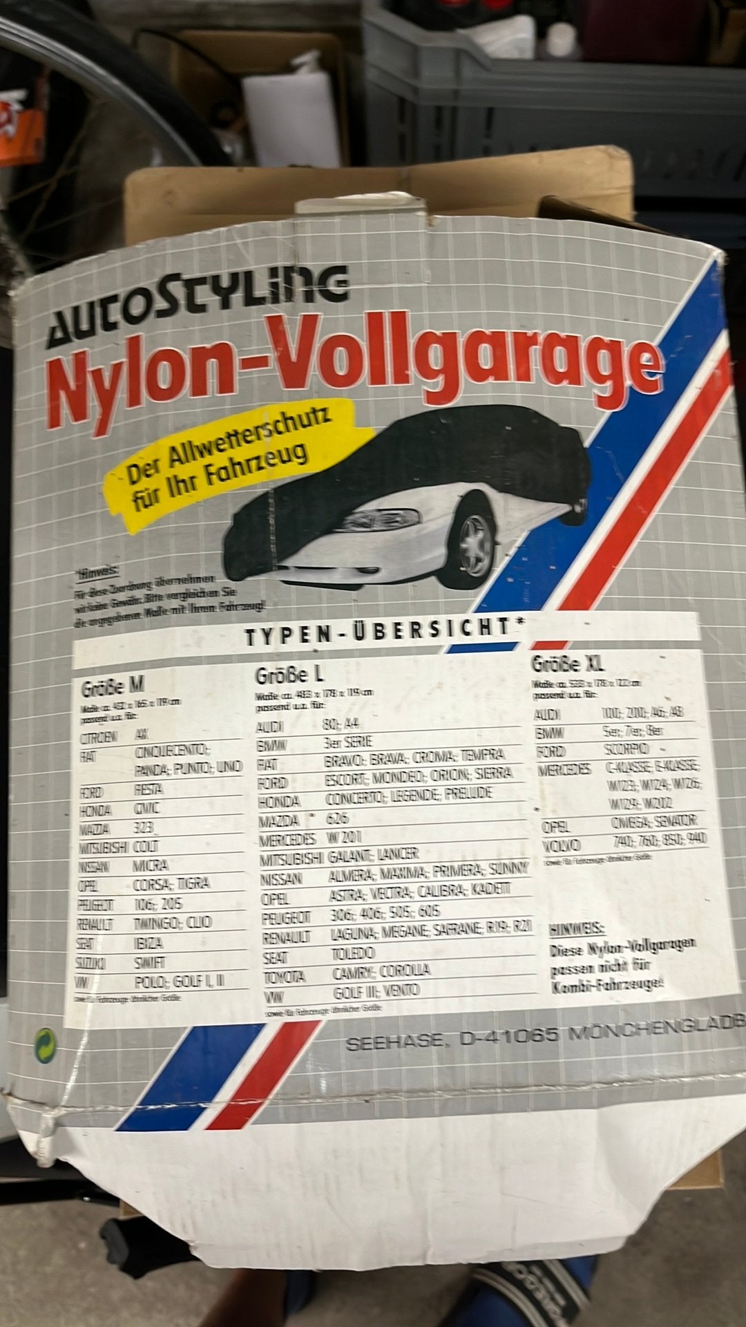 Nylon afdekhoes voor auto, Ophalen, Zo goed als nieuw, Algemeen