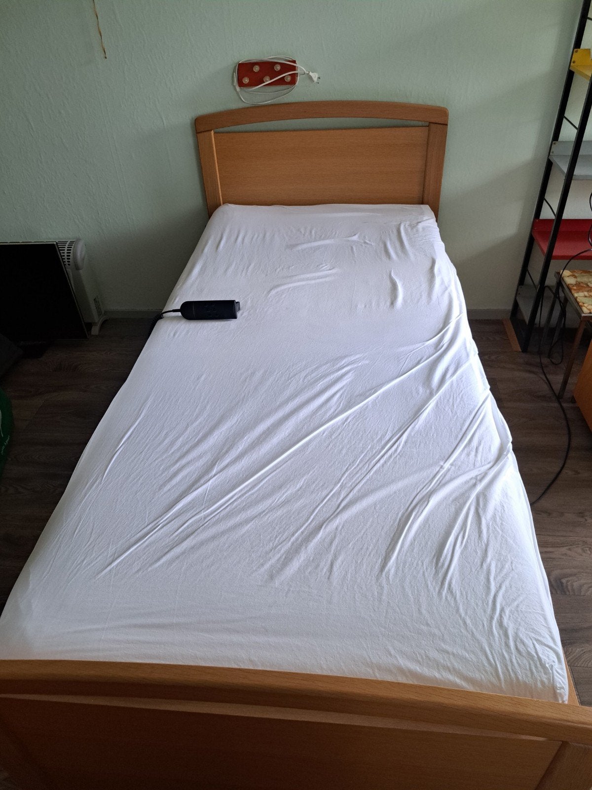 Elektrisch seniorenbed 90x200cm,verstelbaar., Ophalen, 90 cm, Eenpersoons, 200 cm