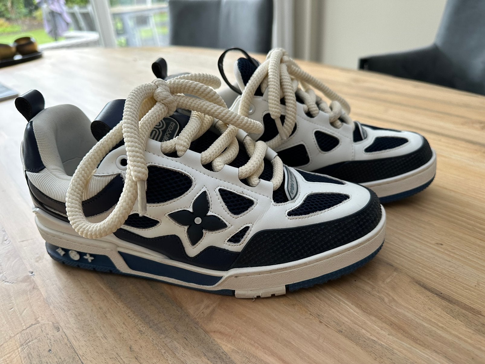 Louis Vuitton Sneakers ZGAN, Blauw, Ophalen of Verzenden, Sneakers of Gympen, Zo goed als nieuw