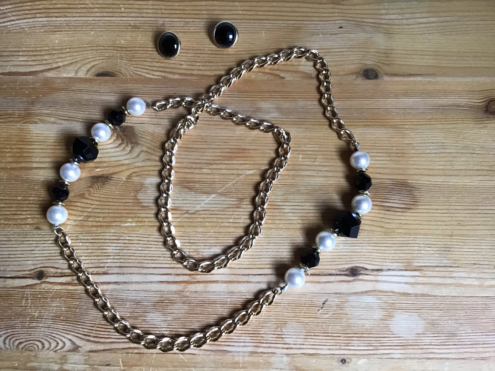 Vintage collier, halsketting zwart /goud kleur + oorbellen, Ophalen of Verzenden, Zo goed als nieuw