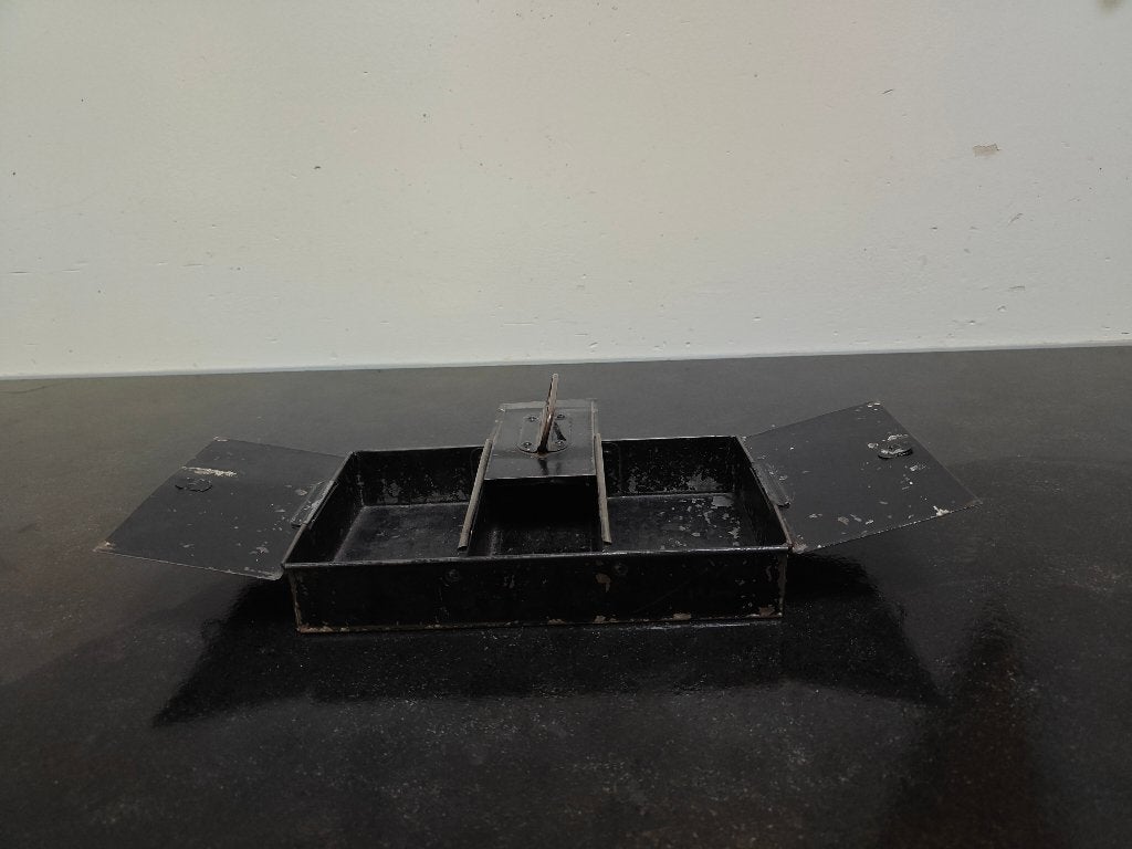 antiek metalen geldkistje, Ophalen of Verzenden