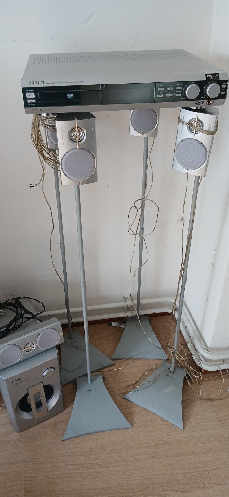 Philips home cinema set., Ophalen, Philips, Gebruikt, 70 watt of meer