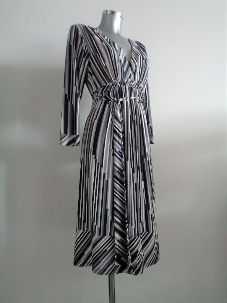 BCBG Maxazria designer jurk, maat US8-38/40 nieuw, kaartje, Ophalen of Verzenden, Nieuw, Maat 38/40 (M), Knielengte