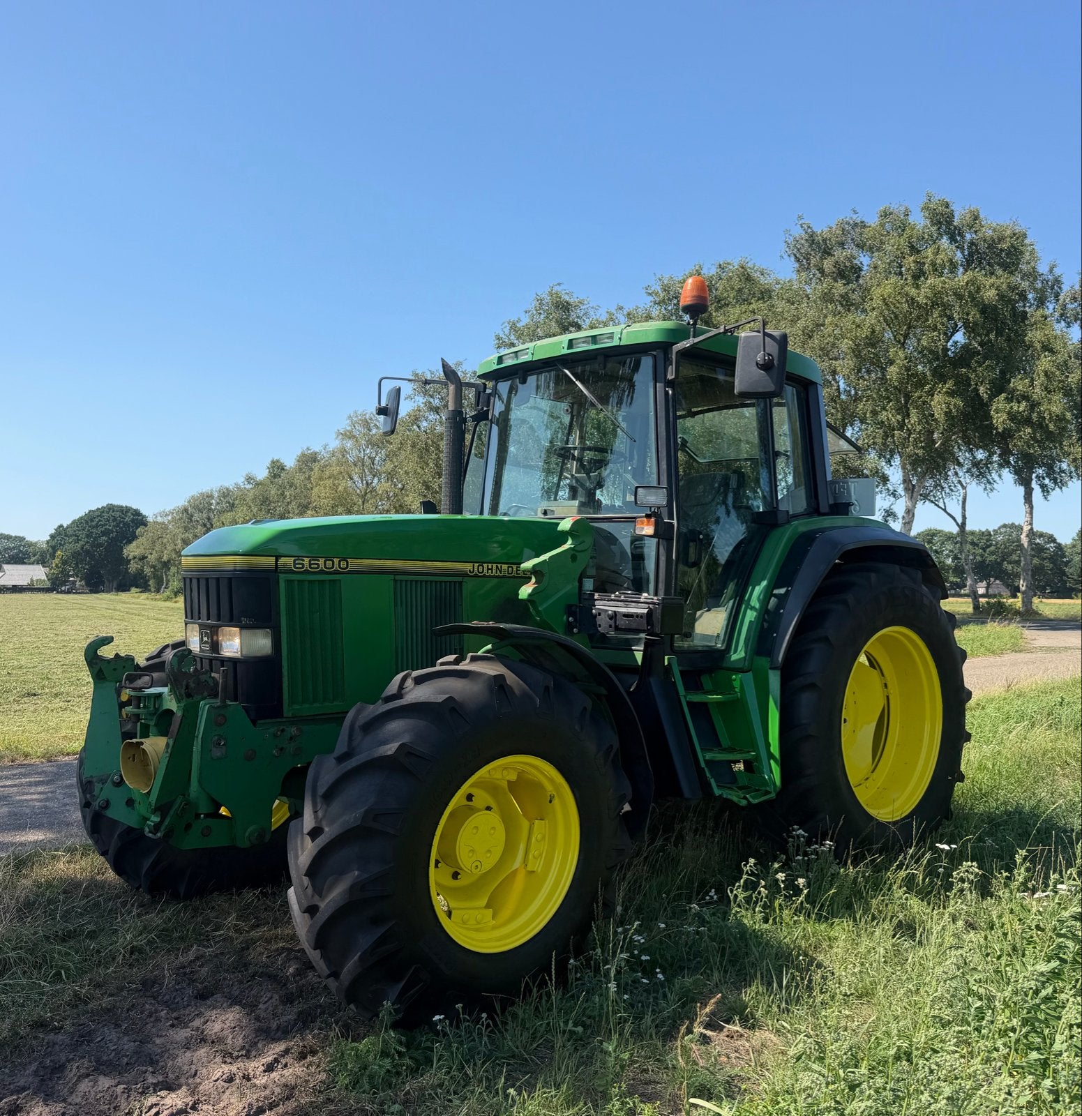 John Deere 6600 met airco, fronthef, Ophalen of Verzenden, Gebruikt, Meer dan 160 Pk, John Deere
