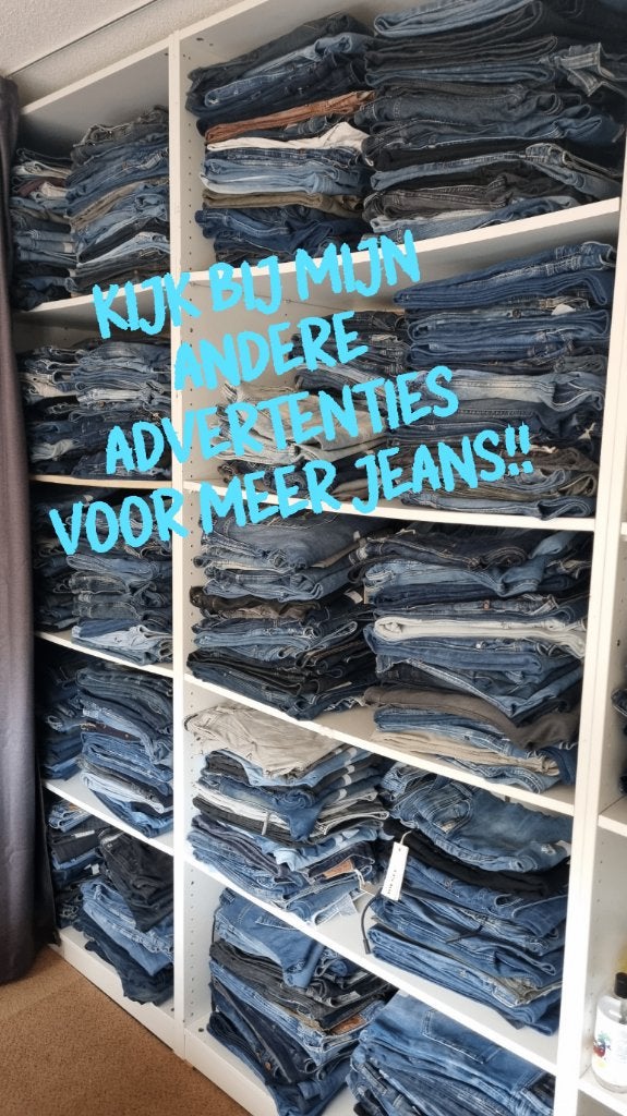 Foto 22 van - NIEUWE Diesel THOMMER-T *JOGGJEANS* W32 L30 = 32x30 #D2454